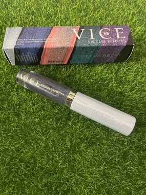 🆕 Urban Decay Vice Lip Topcoat in Ritual